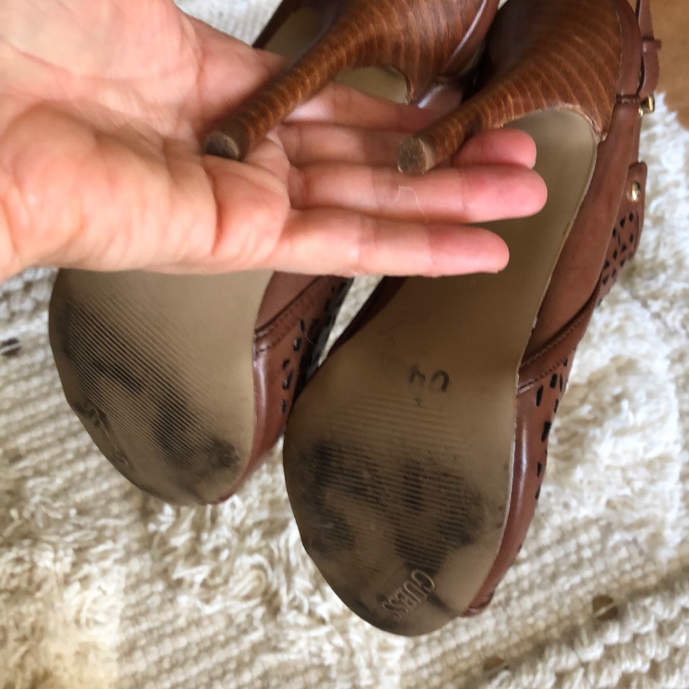 GUESS Heels - Picture 6 of 7